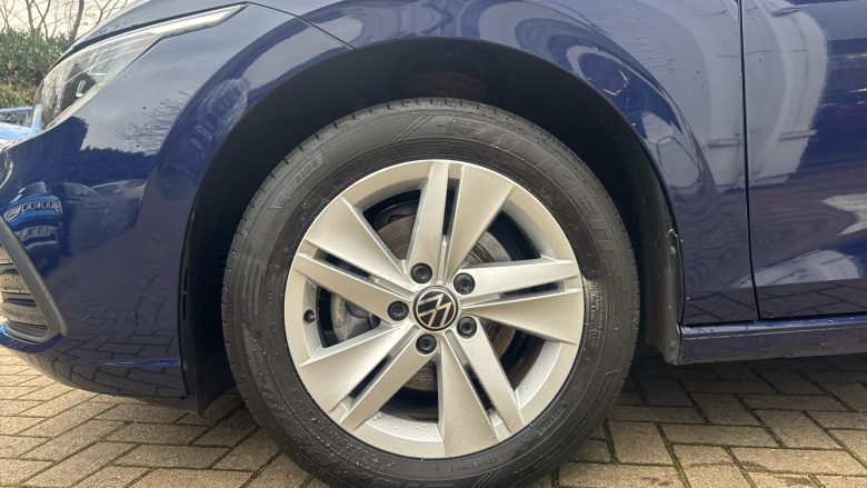 Volkswagen Golf 1.5 TSI Life 5dr Petrol Hatchback